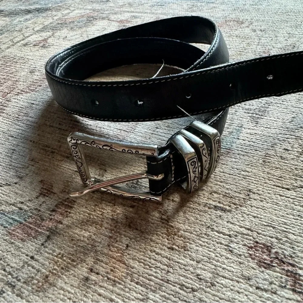 Vintage Italian Genuine Leather Belt Silver Design Style Medium Casual Corner